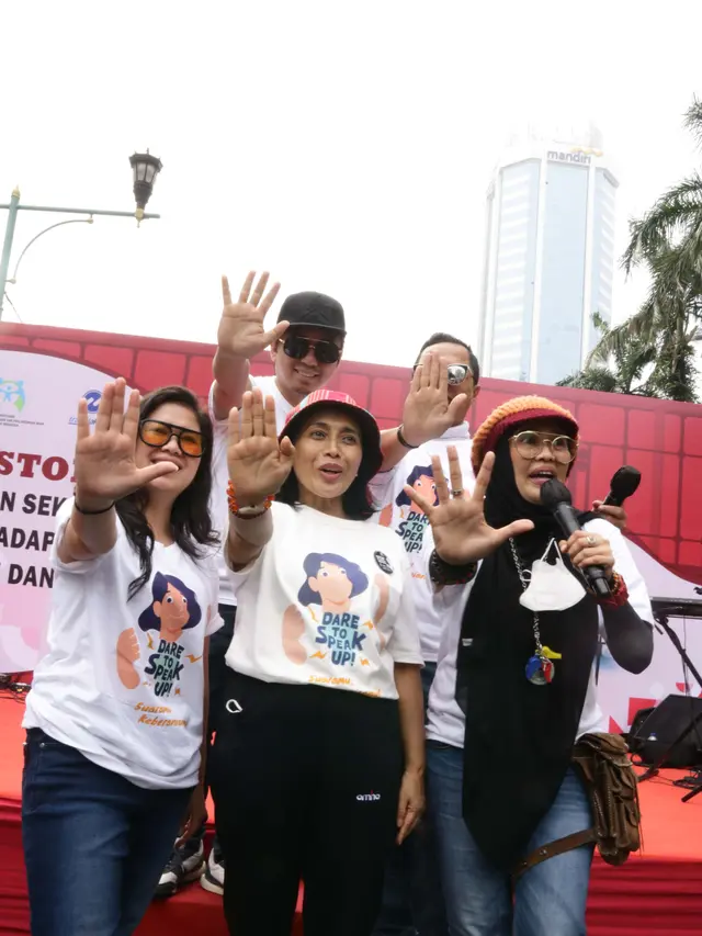 Shinta Priwit Suarakan Stop Kekerasan Terhadap Perempuan dan Anak lewat Lagu Dare To Speak Up. (ist)