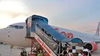 Akibat cuaca buruk, pesawat Lion Air tujuan Makassar-Kendari gagal mendarat di Bandara Halu Oleo Kendari, pesawat kembali ke Makassar.
