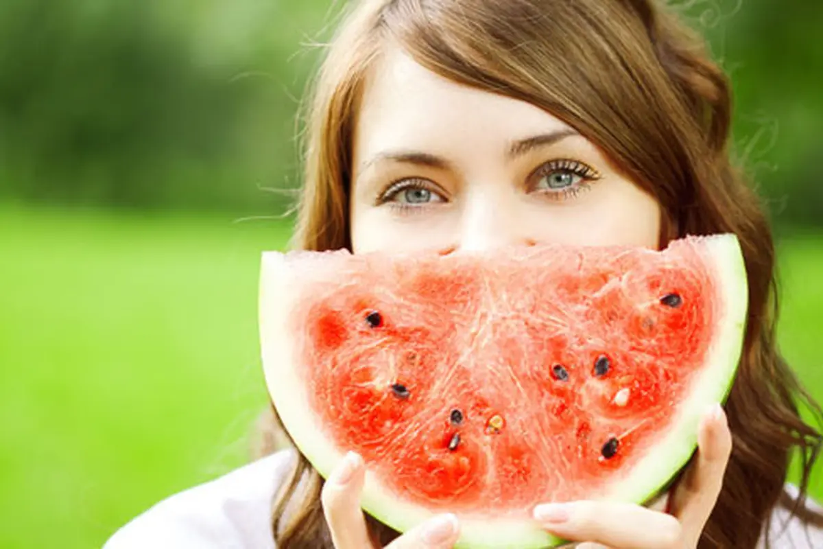 (c) shutterstock