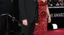 Cinta lokasi antara Penelope Cruz dan Javier Bardem berbuah saat syuting film ‘Vicky Christina Barcelona’. Keduanya merupakan selebriti peraih Oscar. (AFP/Bintang.com)