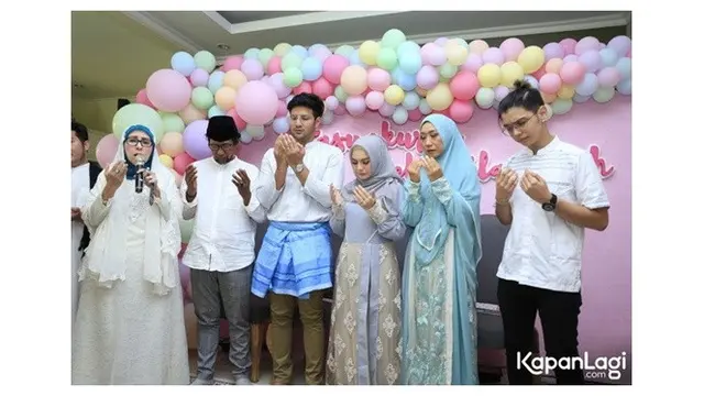 Momen Tasyakuran Kehamilan Irish Bella, Penuh Haru dan Kehangatan