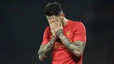 Liverpool pernah memboyong Danny Ings pada 2015 usai tampil impresif bersama Burnley. Sayang, kariernya malah meredup saat di Anflied akibat sering didera cedera. Pemain asal Inggris tersebut tercatat hanya memainkan 14 laga di Liga Inggris sebelum hengkang pada 2019. Ings kemudian memilih berlabuh ke Southampton. Sang pemain sukses menemukan ketajamannya dengan mencetak 41 gol dalam 91 penampilannya. Kini, ia menjadi andalan di lini depan Aston Villa. (AFP/Oli Scarff)