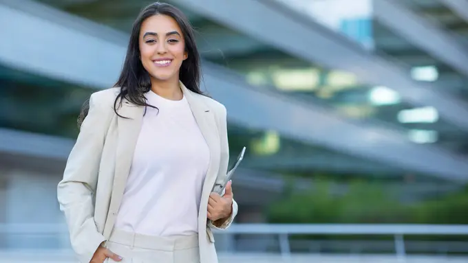 Tren Childfree di Indonesia: Pilihan Pribadi atau Ancaman Demografi?