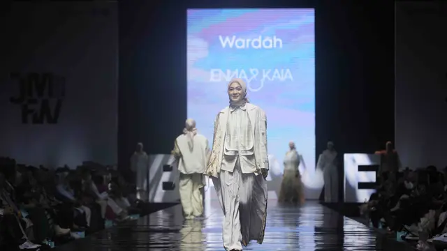 4 Inspirasi Makeup Look yang Bisa Ditiru untuk Tampil Elegan dan Timeless dari Dhini Aminarti hingga Amanda Rawless