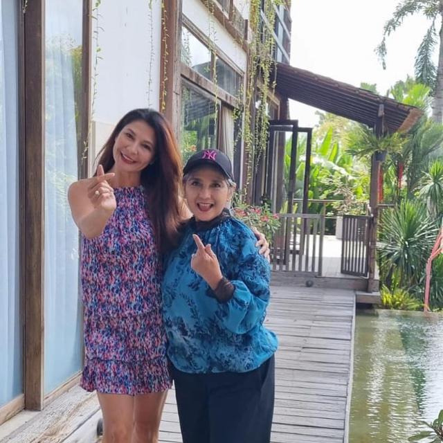 Tamara Bleszynski bertemu Yati Octavia dan Pangky Suwito di Bali (Foto: Instagram yatioctaviapangky)