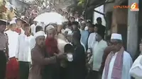 [VIDEO] Korban Tawuran Pelajar di Bogor Dimakamkan