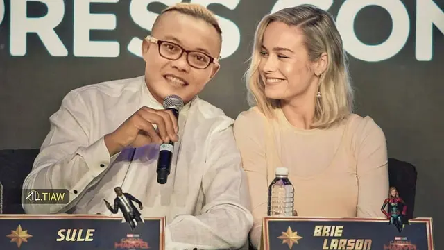 6 Editan Foto Sule  Bareng Seleb Dunia Ini Bikin Kamu Senyum Sendiri