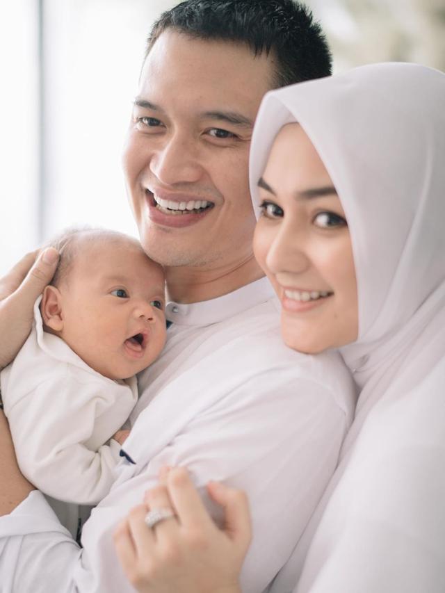 [Fimela] Citra Kirana dan Rezky Aditya Aqiqah