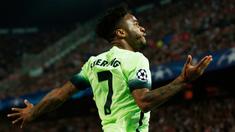 Raheem Sterling mencetak gol pertamanya di Liga Champions bersama Manchester City saat timnya menang atas Sevilla dengan skor 3-1 pada Selasa (3/11/2015).