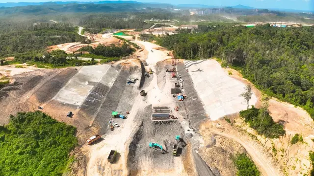 Proyek pembangunan Jalan Tol IKN Seksi 6B Outer Ring Road-Simpang ITCHI, dan Akses Tol IKN Seksi 6C Simpang ITCHI-Simpang 1B Sumbu Kebangsaan Sisi Timur. (Dok Kementerian PUPR)