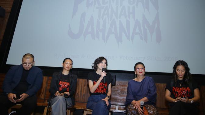 Joko Anwar dan para pemain Perempuan Tanah Jahanam (Nurwahyunan/Fimela.com)