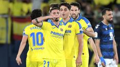 Villarreal bisa dibilang berstatus tim kuda hitam dalam beberapa musim terakhir di La Liga Spanyol. Hal ini tentu tak lepas dari sepak terjang beberapa penggawa Yellow Submarine alias Tim Kapal Selam Kuning yang sering membuat kejutan terhadap lawan-lawannya dengan torehan hattrick. Dalam empat musim terakhir tarcatat ada 5 pemain Villarreal yang sukses mencatatkan hattrick di La Liga. Siapa saja? Ini dia daftarnya. (AFP/Jose Jordan)