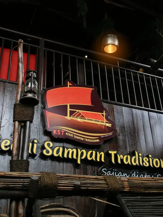 Kedai Sampan Tradisional Samarinda