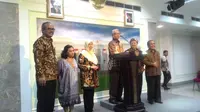 Pansel Serahkan 3 Nama Calon Hakim MK ke Jokowi, Siapa Saja?