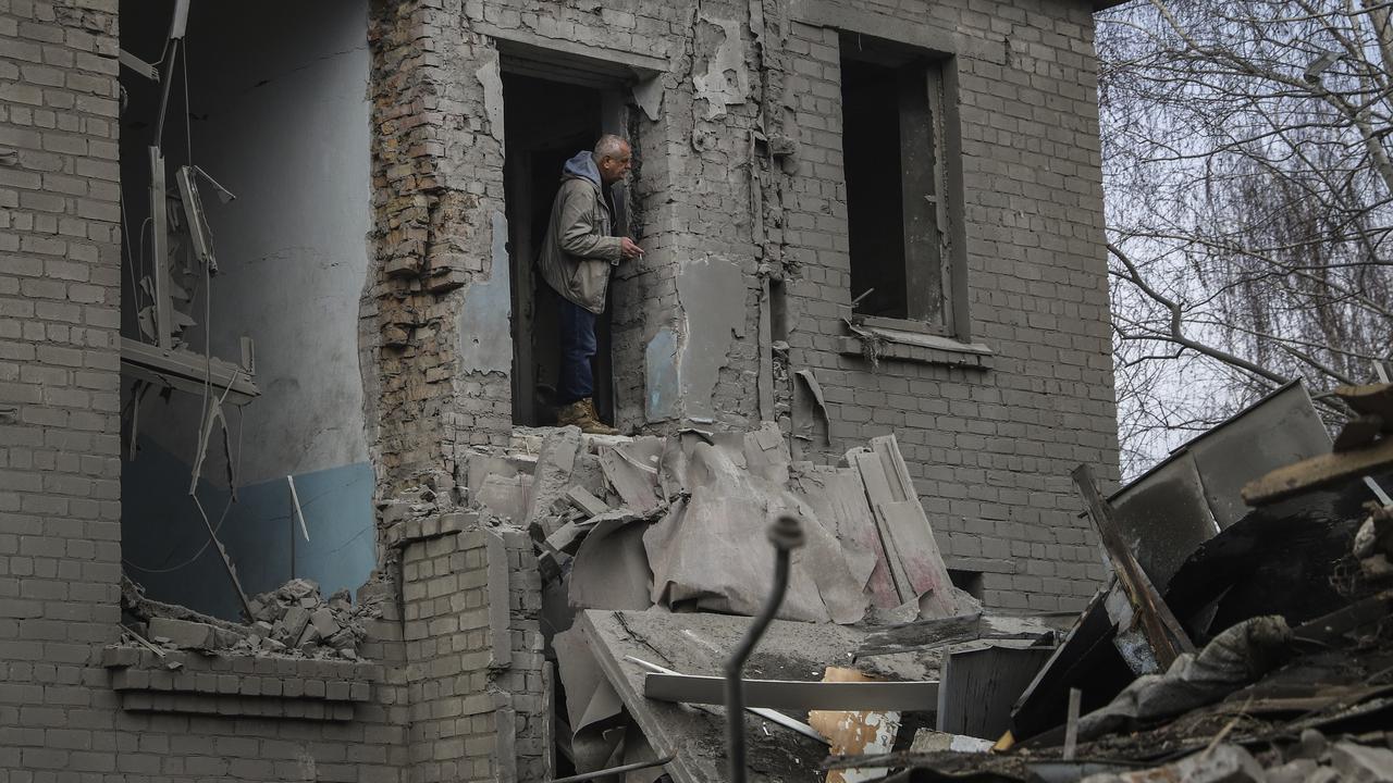 Roket Rusia Hantam Rumah Sakit Ukraina