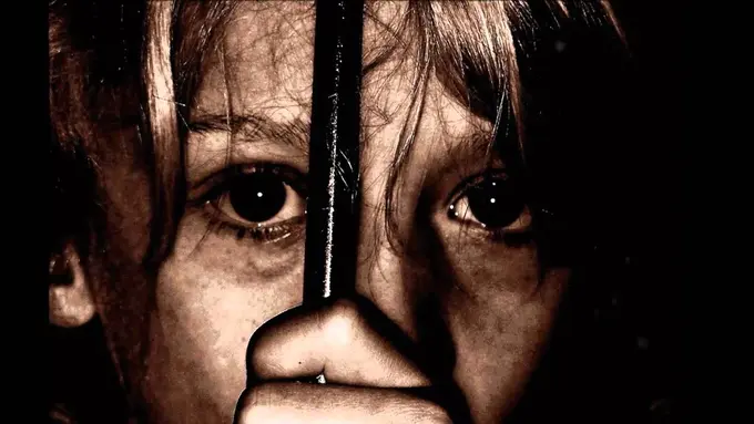 [POLL] Hukuman yang Pantas untuk Pelaku Kejahatan Seksual Anak?