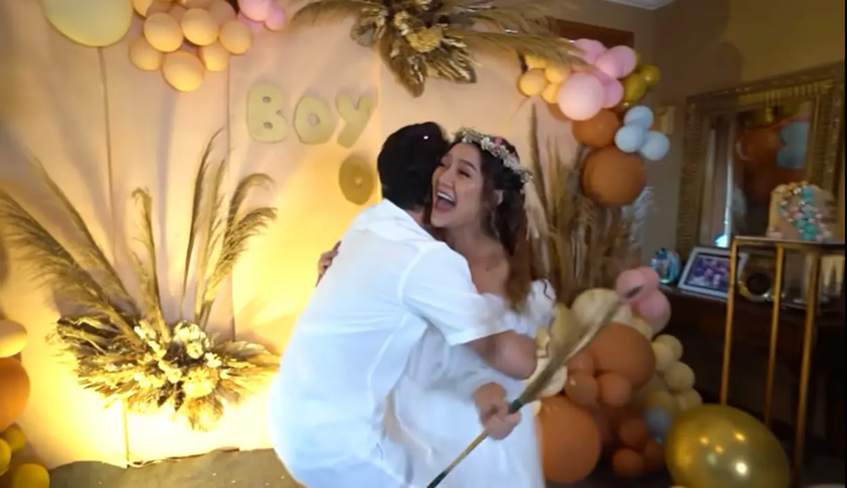 Siti Badriah dan Krisjiana Baharudin (Youtube/Sibad Krisjiana)