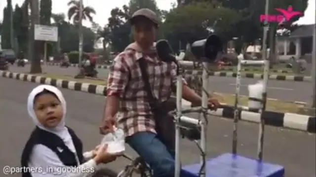 Partners in Goodness: Berbagi Takjil Selama Bulan Puasa