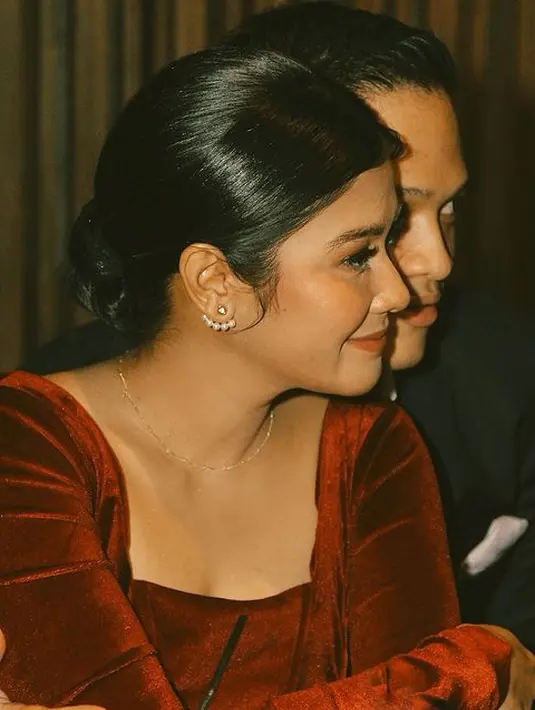 <p>Ultah Naysilla Mirdad ke-34 (Instagram/naymirdad)</p>