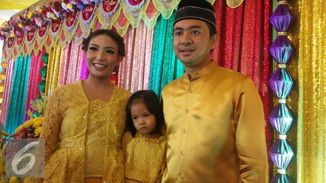 Ultah Anak Ayu Dewi Dirayakan dengan Konsep Hello Kitty 