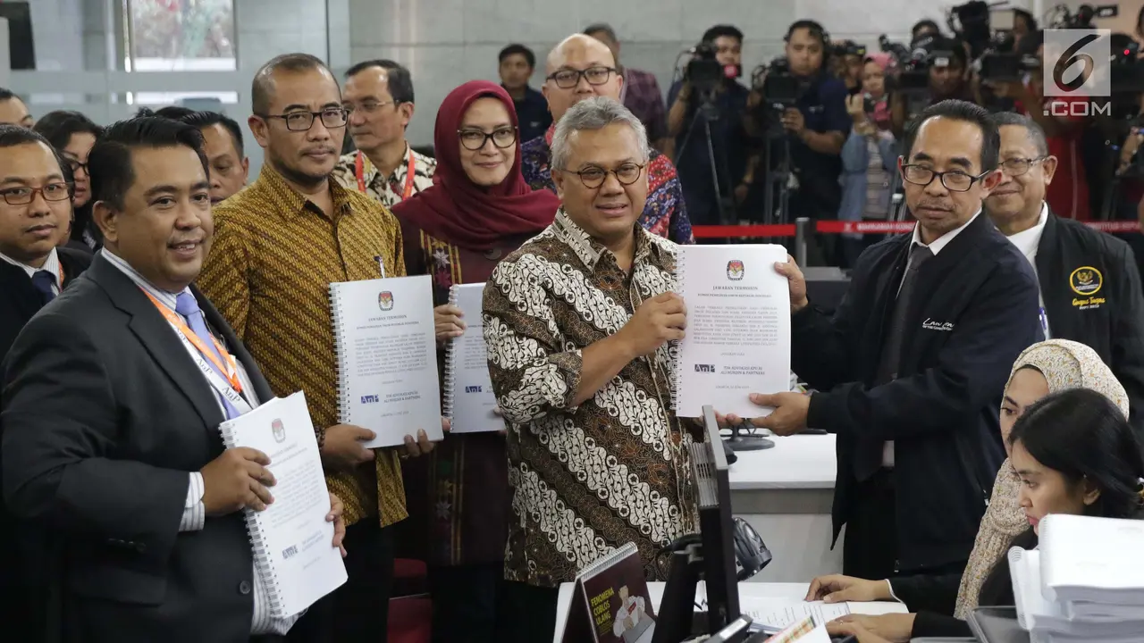 KPU Serahkan Alat Bukti dan Jawaban Termohon Perselisihan Pilpres 2019 ke MK
