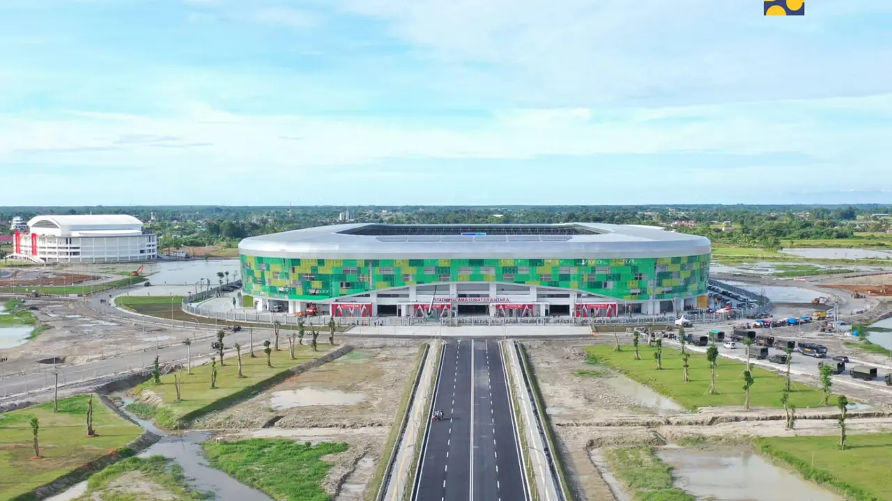 Presiden Joko Widodo (Jokowi) meresmikan selesainya pembangunan Stadion Utama Sumatera Utara