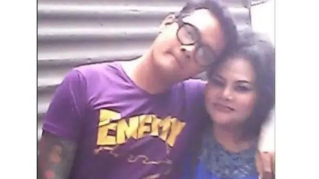 Potret Eva Manurung ibunda Virgoun (Sumber: Instagram/@evamanurung1105)