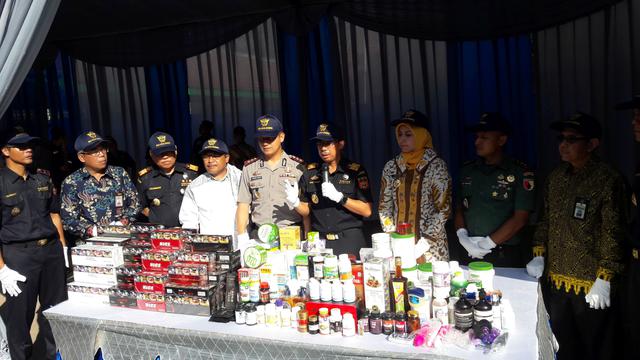Direktur Jenderal Bea dan Cukai Kemenkeu Heru Pambudi hari ini meresmikan Kantor Pengawasan dan Pelayanan Bea dan Cukai (KPPBC) Tipe Madya Pabean (TMP) C Jember Jawa Timur.