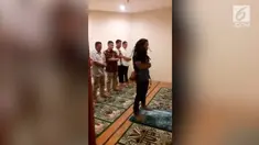 Sofyan Alop bahkan membuat Gubernur Maluku, Abdul Ghani Kasuba terpukau.