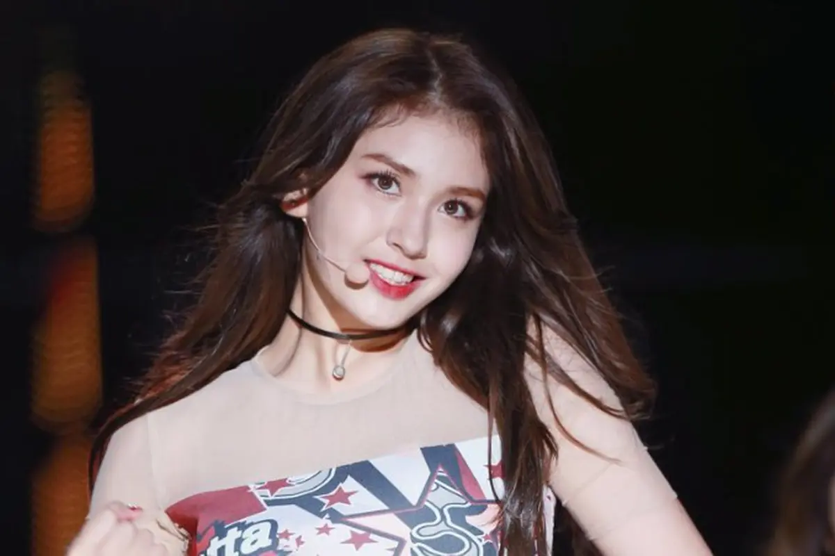 Jeon Somi