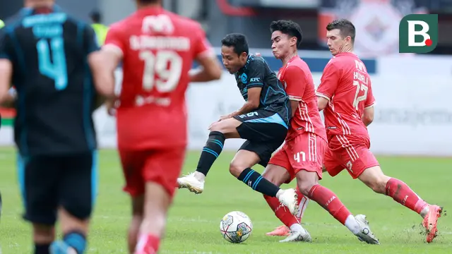 Foto: Melihat Aksi 2 Pemain Timnas Indonesia U-20 Saat Membawa Persija Taklukkan Arema FC di BRI Liga 1
