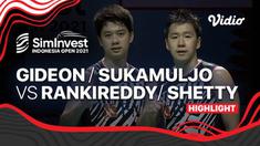 Berita video highlights laga semifinal Indonesia Open 2021 nomor ganda putra, Marcus Gideon / Kevin Sanjaya melawan pasangan India, Satwiksairaj Rankireddy / Chirag Shetty, di mana Minions meraih kemenangan, Sabtu (27/11/2021).