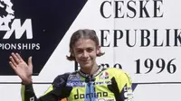 Wajah imut Valentino Rossi saat berusia 17 dan berlaga di kelas 125cc. (www.gazzetta.it)