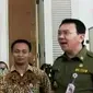 Ia kesal karena seorang warganya, Handoyo, pemilik hotel terkesan tak mau mengerti penjelasanya.
