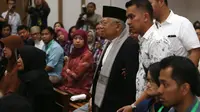 Ketua MUI, Ma'ruf Amin menghadiri sidang kedelapan kasus dugaan penistaan agama di Auditorium Kementan, Jakarta, Selasa (31/1). Ma'ruf akan menjadi saksi pada sidang lanjutan dengan terdakwa Basuki Tjahaja Purnama (Ahok). (Liputan6.com/Seto Wardhana/Pool)