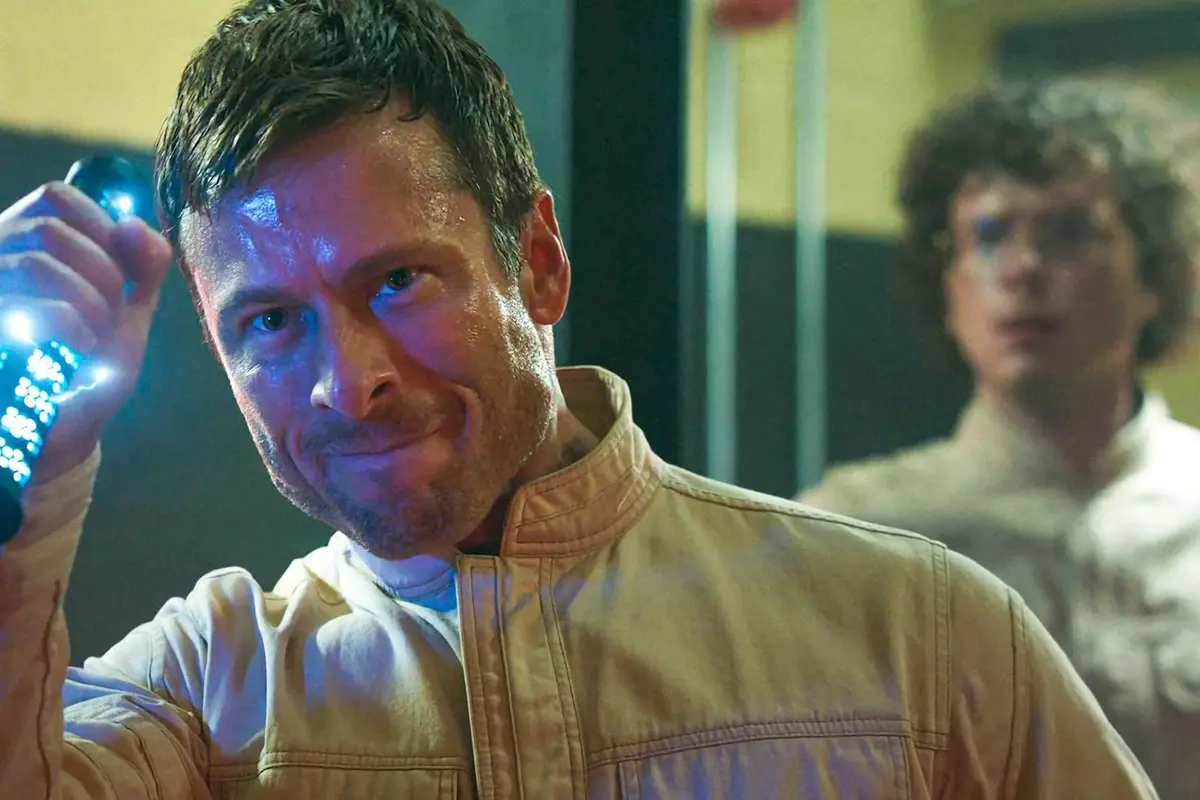 The Running Man Review: Glen Powell Wows Critics in Stephen King Adaptation