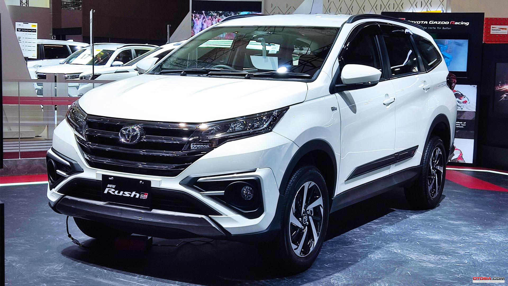 Toyota Rush GR Sport (Otosia.com/Arendra Pranayaditya)