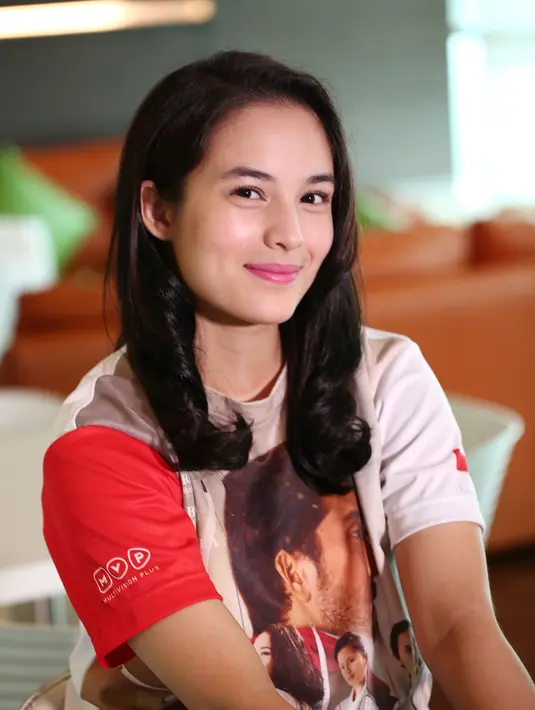 Pemenang Actress of The Year dalam ajang Indonesian Choice Awards 2016 itu bisa menguasai dalam waktu dekat. Bahkan, banyak yang merasa heran dengan Chelsea. (Galih W. Satria/Bintang.com)