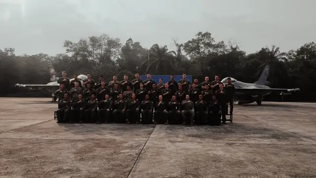 Prajurit TNI AU dari Lanud Roesmin Nurjadi dengan US Pacific Air Force.