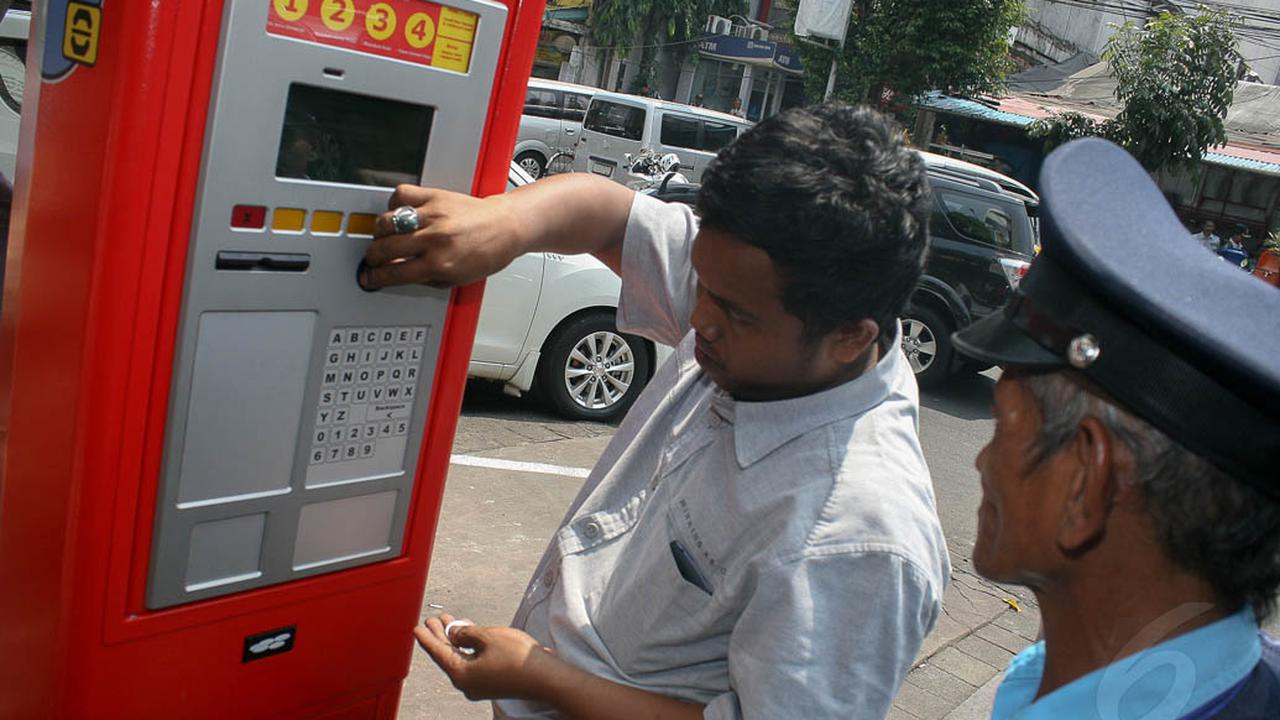 Di Jalan Sabang, Pengendara Wajib Bayar Meteran Parkir